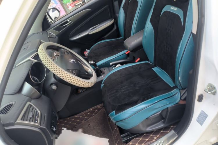 Used CHANGAN CS35 2017 1.6L Manual Luxury Model Left Front Seat
