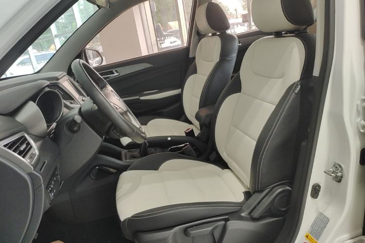 Used CHANGAN CS35 2017 1.6L Manual Luxury Model Left Front Seat