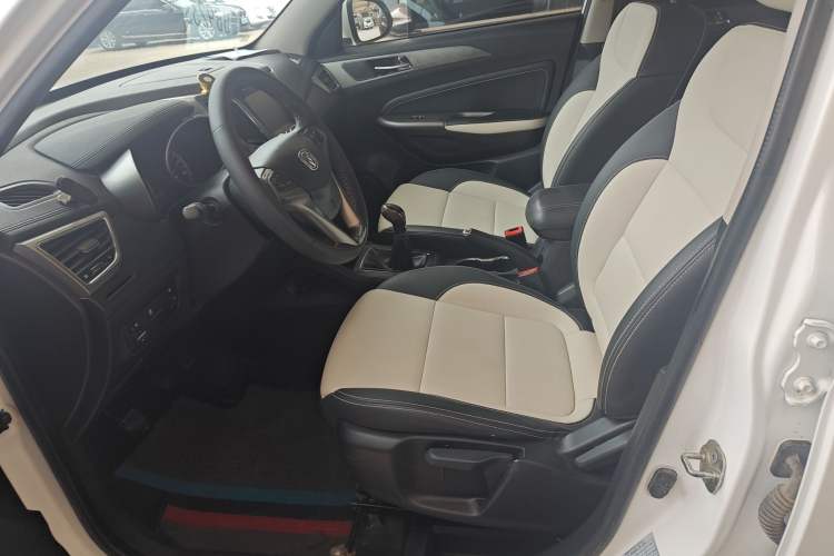 Used CHANGAN CS35 2017 1.6L Manual Luxury Model Left Front Seat