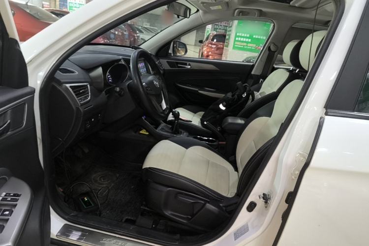 Used CHANGAN CS35 2017 1.6L Manual Luxury Model Left Front Seat
