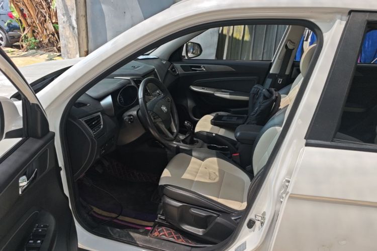 Used CHANGAN CS35 2017 1.6L Manual Luxury Model Left Front Seat
