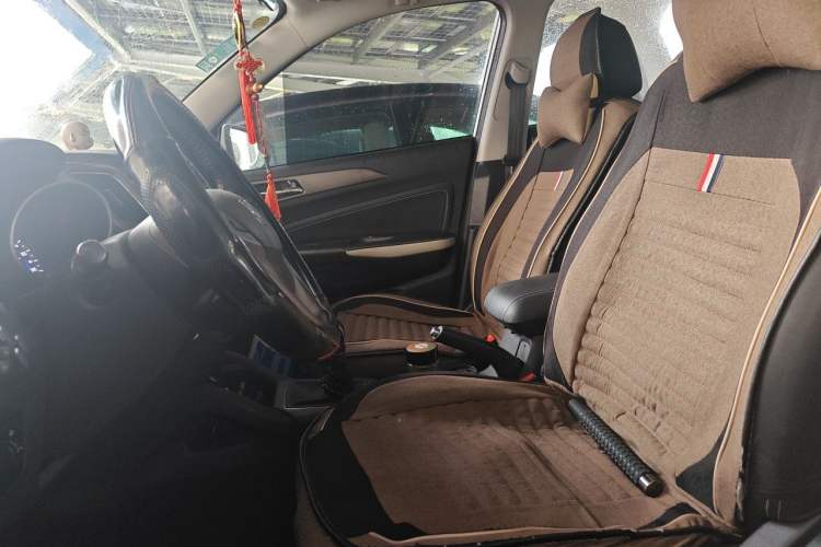 Used CHANGAN CS35 2017 1.6L Manual Luxury Model Left Front Seat