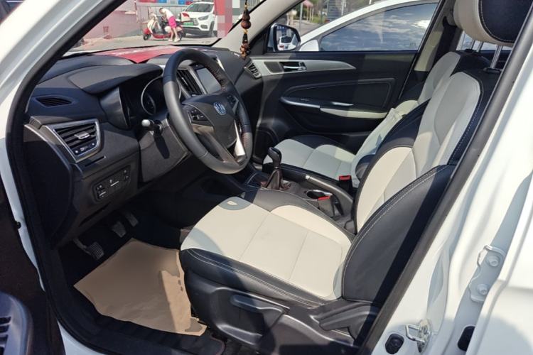 Used CHANGAN CS35 2017 1.6L Manual Luxury Model Left Front Seat