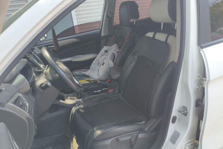 Used CHANGAN CS35 2017 1.6L Manual Luxury Model Left Front Seat