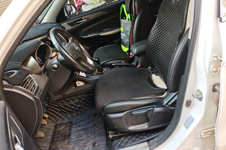 Used CHANGAN CS35 2017 1.6L Manual Luxury Model Left Front Seat