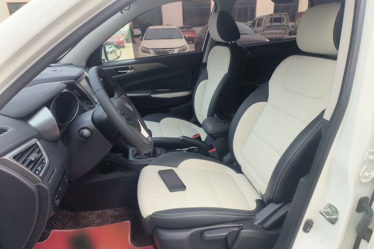 Used CHANGAN CS35 2017 1.6L Manual Luxury Model Left Front Seat