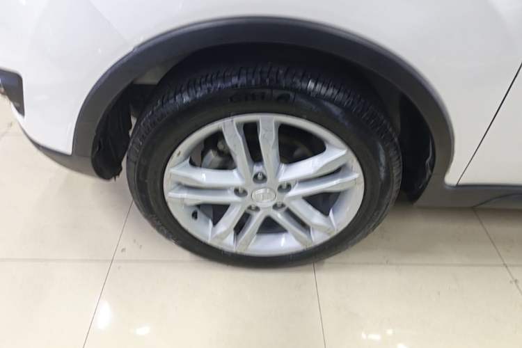 Used CHANGAN CS35 2017 1.6L Automatic Luxury Model Left Front Wheel Hub