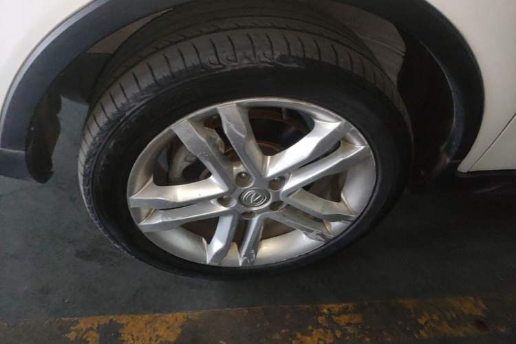 Used CHANGAN CS35 2017 1.6L Automatic Luxury Model Left Front Wheel Hub