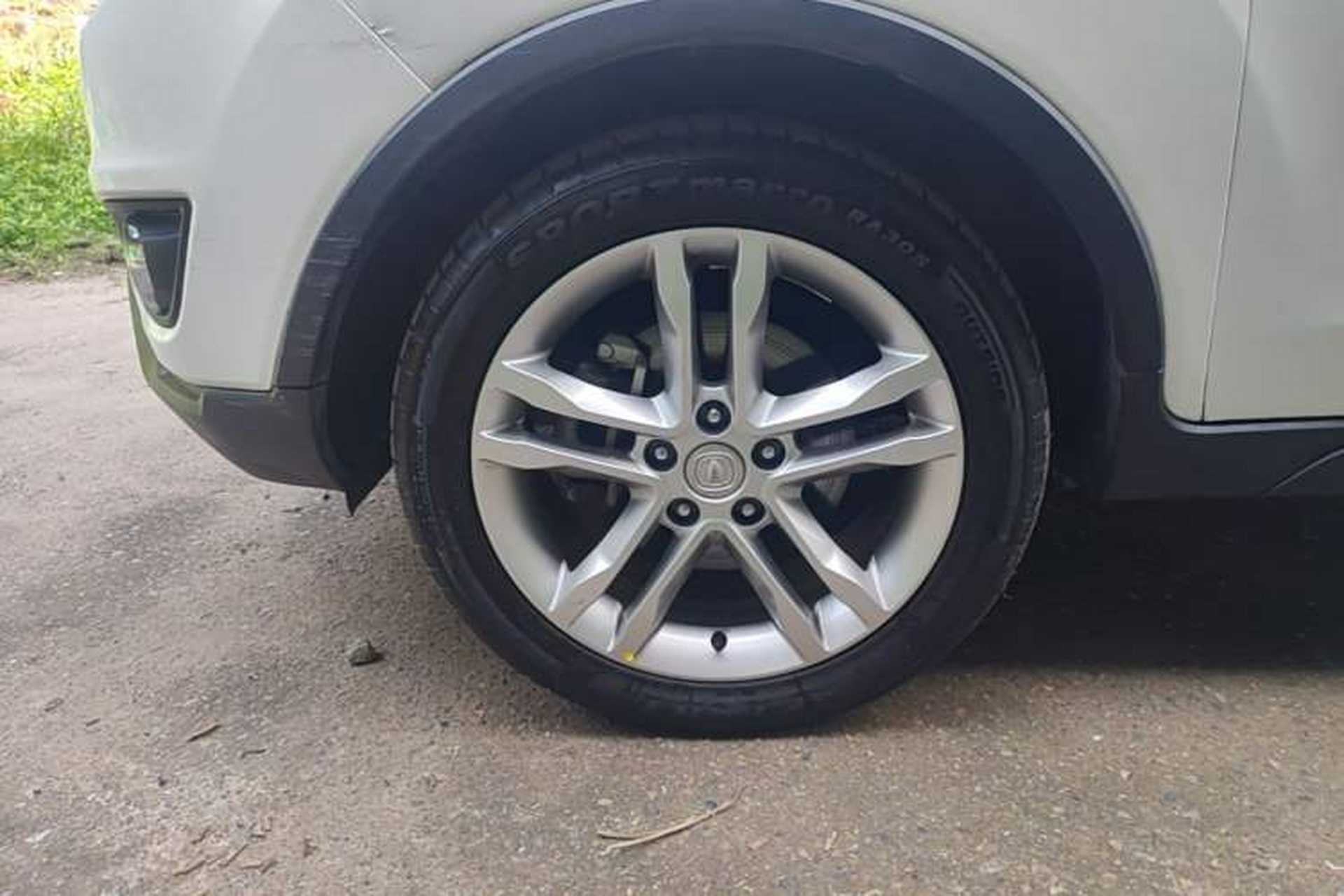 Used CHANGAN CS35 2017 1.6L Manual Luxury Model Left Front Wheel Hub