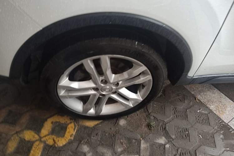 Used CHANGAN CS35 2017 1.6L Manual Luxury Model Left Front Wheel Hub