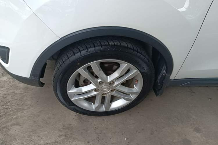 Used CHANGAN CS35 2017 1.6L Automatic Luxury Model Left Front Wheel Hub