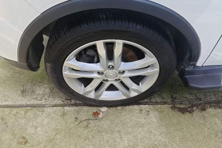 Used CHANGAN CS35 2017 1.6L Automatic Luxury Model Left Front Wheel Hub