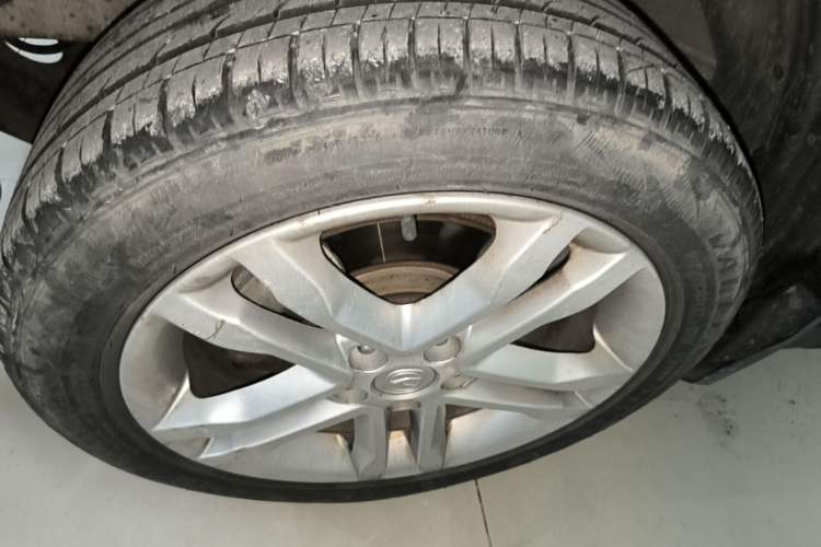 Used CHANGAN CS35 2017 1.6L Manual Luxury Model Left Front Wheel Hub