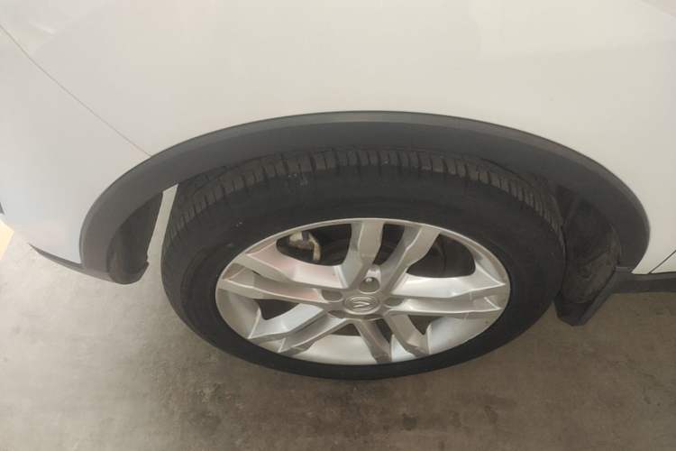 Used CHANGAN CS35 2017 1.6L Manual Luxury Model Left Front Wheel Hub
