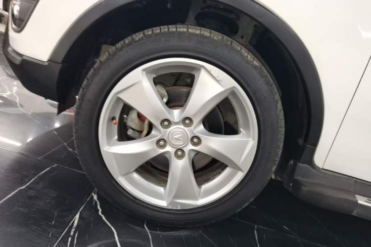 Used CHANGAN CS35 2017 1.6L Automatic Prestige Model Left Front Wheel Hub