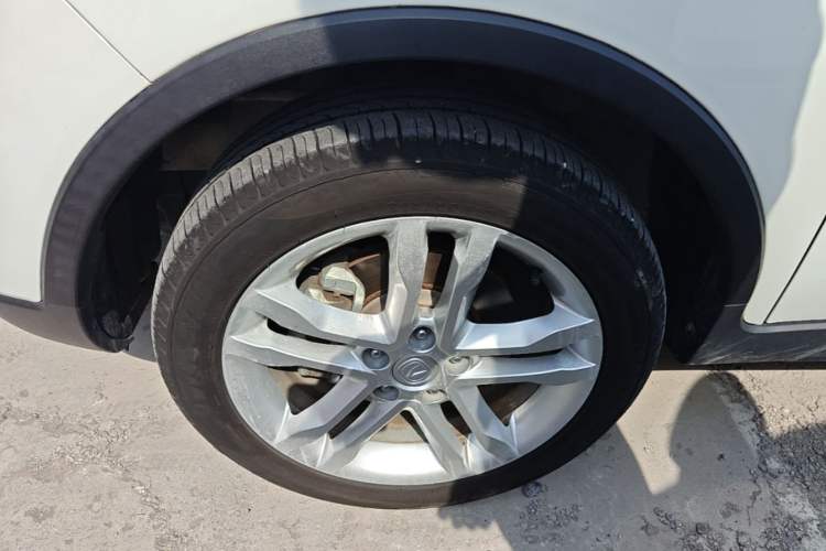 Used CHANGAN CS35 2017 1.6L Manual Luxury Model Left Front Wheel Hub