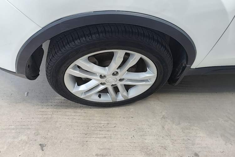 Used CHANGAN CS35 2017 1.6L Manual Luxury Model Left Front Wheel Hub