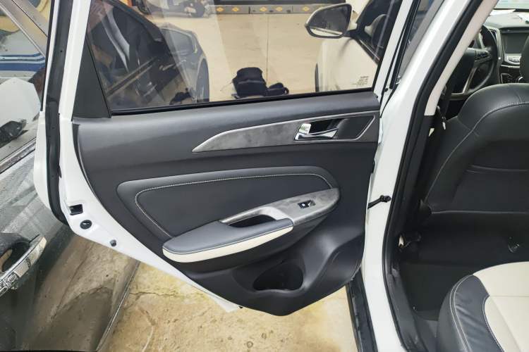 Used CHANGAN CS35 2017 1.6L Automatic Luxury Model Left Rear Door Interior