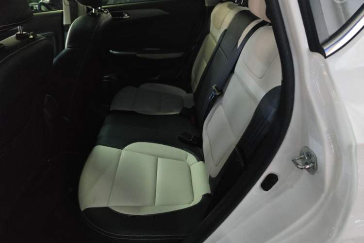 Used CHANGAN CS35 2017 1.6L Automatic Luxury Model Left Rear Seat