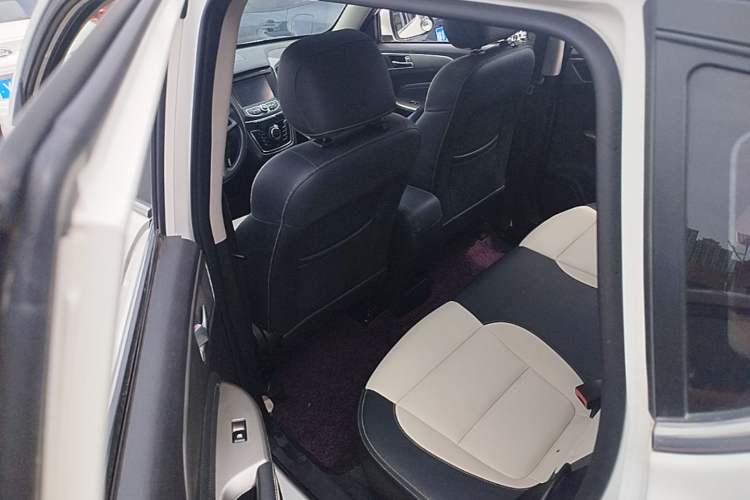 Used CHANGAN CS35 2017 1.6L Automatic Luxury Model Left Rear Seat