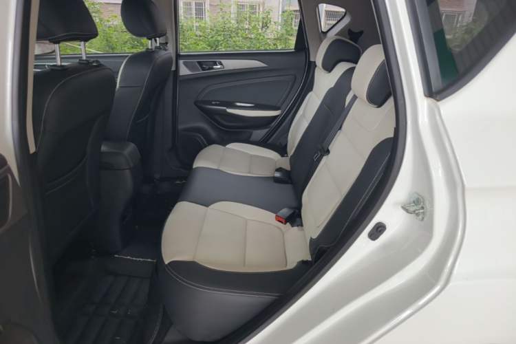 Used CHANGAN CS35 2017 1.6L Manual Luxury Model Left Rear Seat