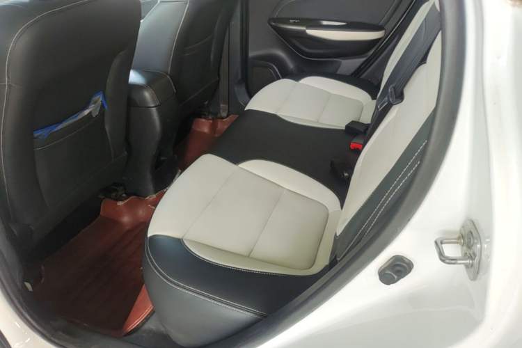 Used CHANGAN CS35 2017 1.6L Manual Luxury Model Left Rear Seat