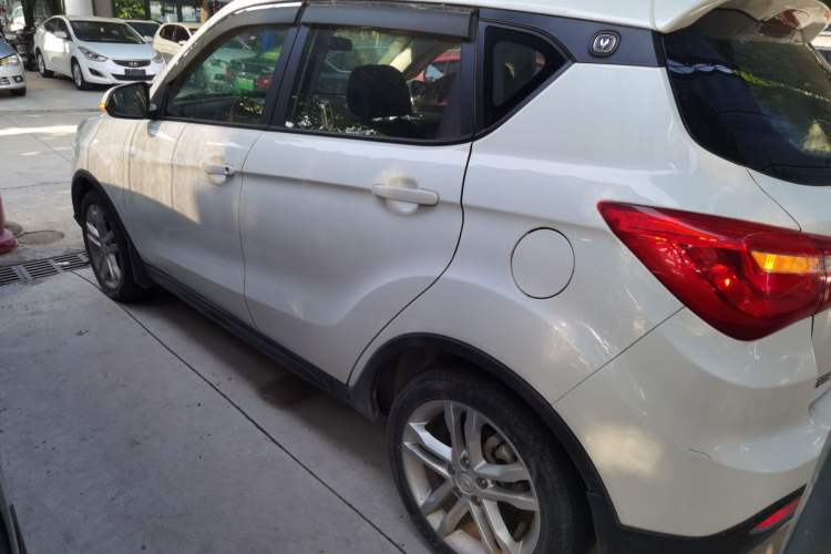 Used CHANGAN CS35 2017 1.6L Manual Luxury Model Left Side