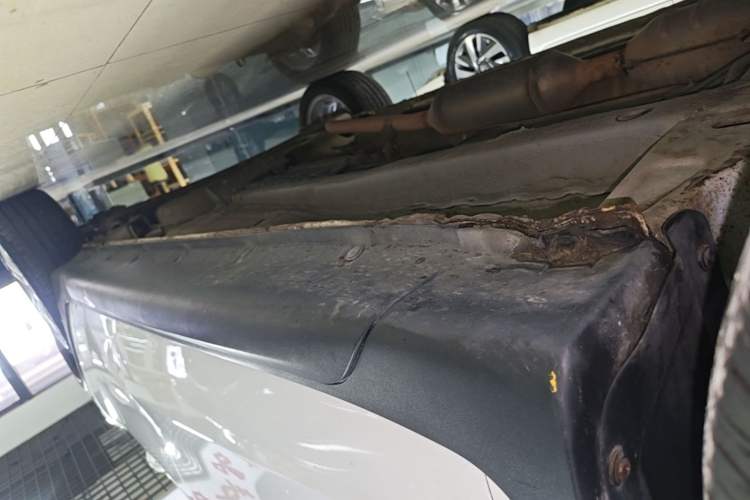 Used CHANGAN CS35 2017 1.6L Automatic Luxury Model Left Side Sill