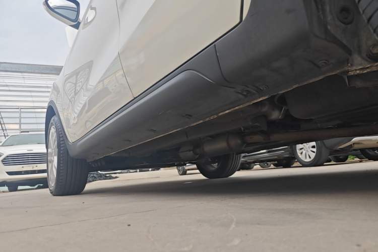 Used CHANGAN CS35 2017 1.6L Automatic Luxury Model Left Side Sill