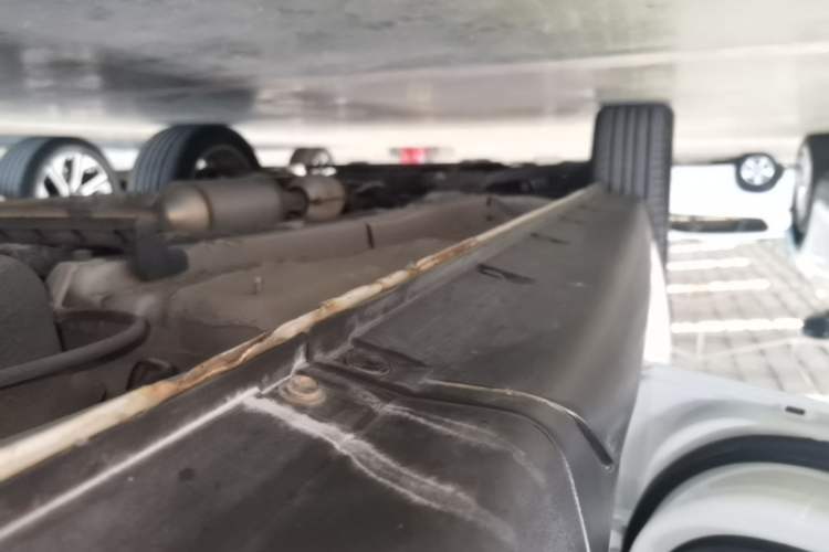 Used CHANGAN CS35 2017 1.6L Automatic Luxury Model Left Side Sill