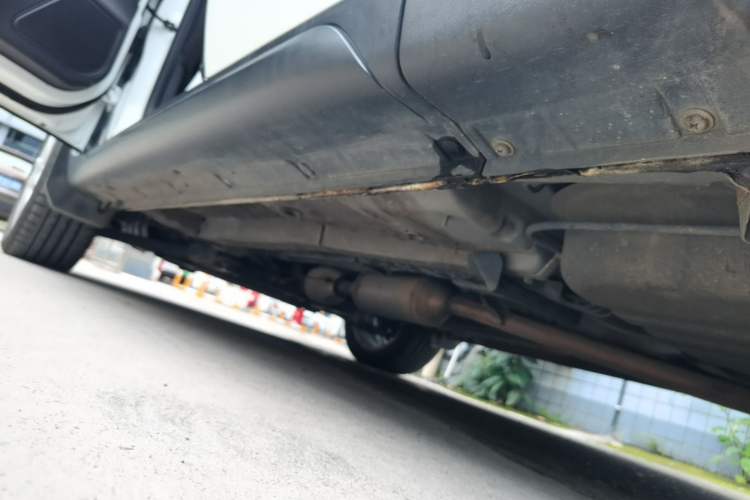 Used CHANGAN CS35 2017 1.6L Automatic Luxury Model Left Side Sill