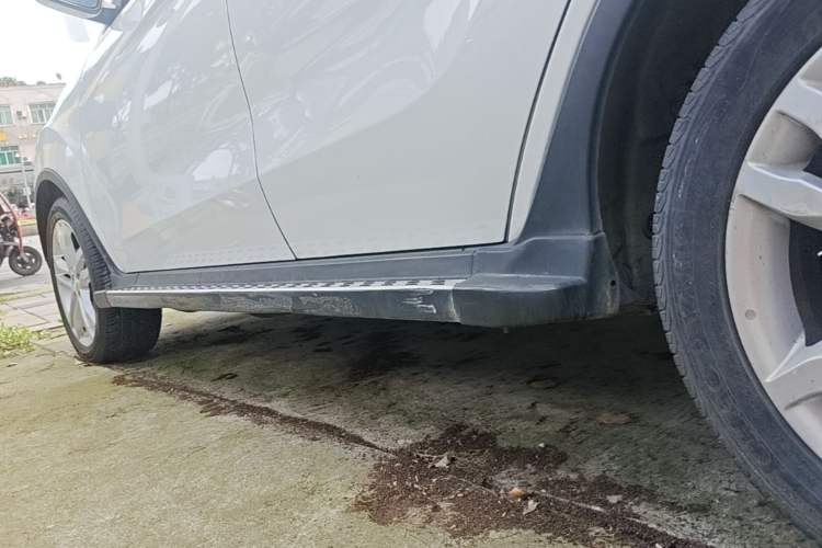 Used CHANGAN CS35 2017 1.6L Automatic Luxury Model Left Side Sill