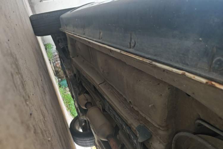 Used CHANGAN CS35 2017 1.6L Automatic Luxury Model Left Side Sill
