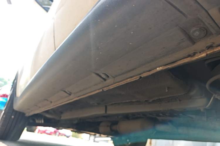 Used CHANGAN CS35 2017 1.6L Manual Luxury Model Left Side Sill