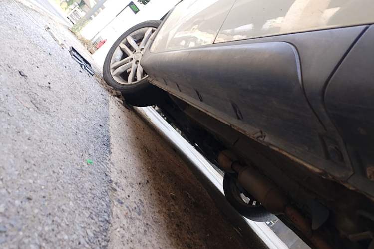 Used CHANGAN CS35 2017 1.6L Automatic Luxury Model Left Side Sill