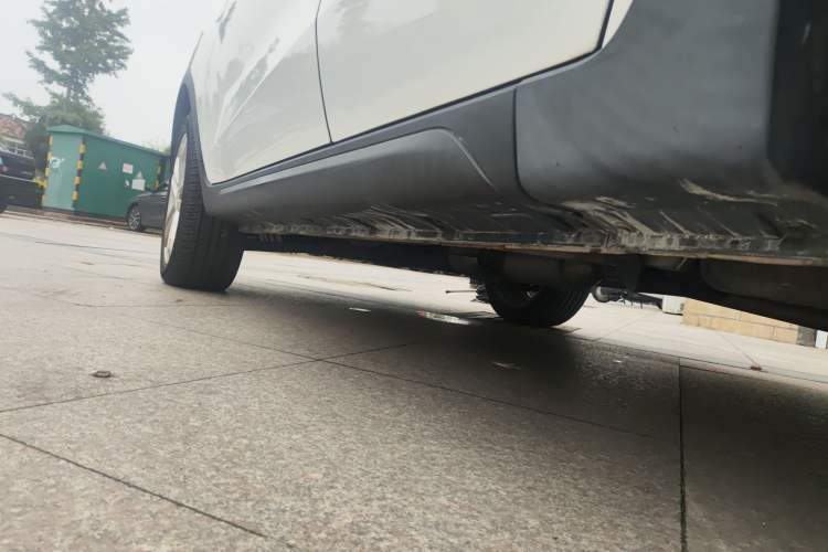Used CHANGAN CS35 2017 1.6L Automatic Luxury Model Left Side Sill