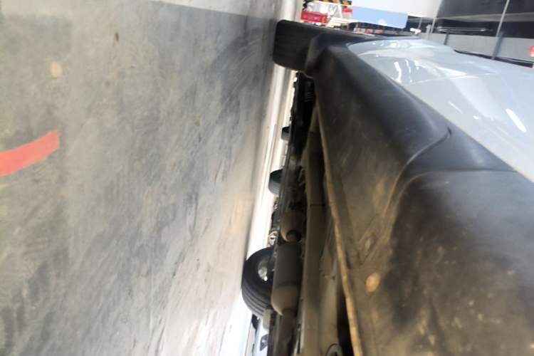 Used CHANGAN CS35 2017 1.6L Manual Luxury Model Left Side Sill