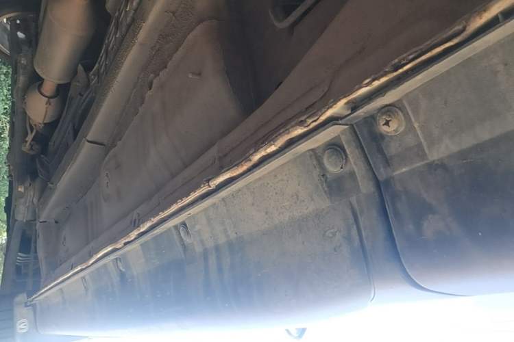 Used CHANGAN CS35 2017 1.6L Manual Luxury Model Left Side Sill