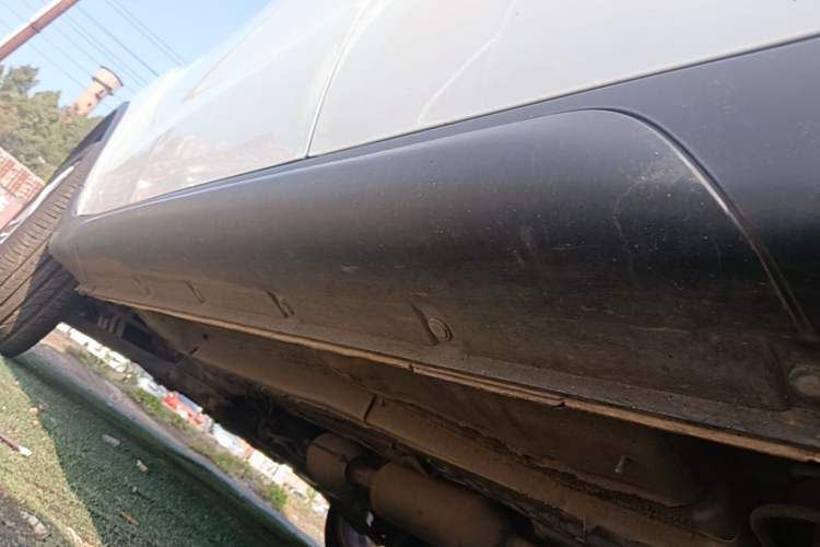 Used CHANGAN CS35 2017 1.6L Manual Luxury Model Left Side Sill