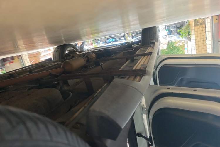 Used CHANGAN CS35 2017 1.6L Automatic Luxury Model Left Side Sill