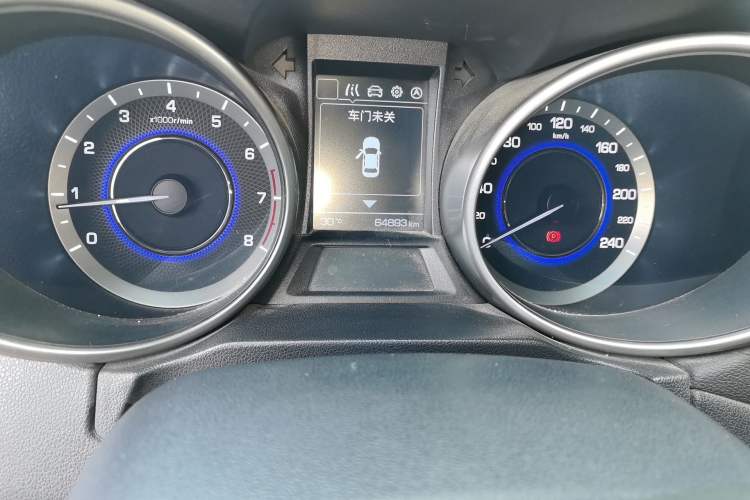 Used CHANGAN CS35 2017 1.6L Manual Luxury Model Odometer Close Up