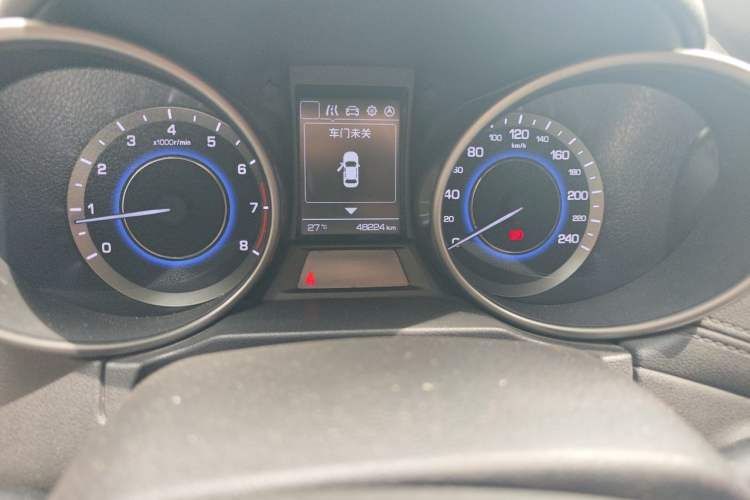 Used CHANGAN CS35 2017 1.6L Manual Luxury Model Odometer Close Up