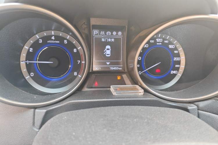 Used CHANGAN CS35 2017 1.6L Automatic Luxury Model Odometer Close Up