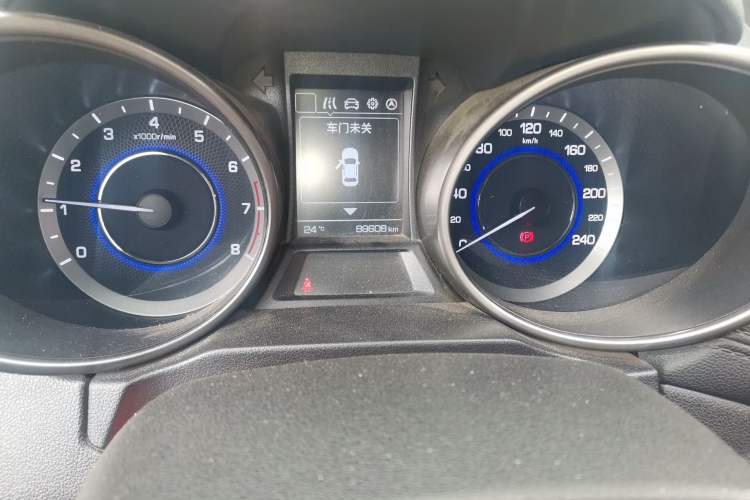 Used CHANGAN CS35 2017 1.6L Manual Luxury Model Odometer Close Up
