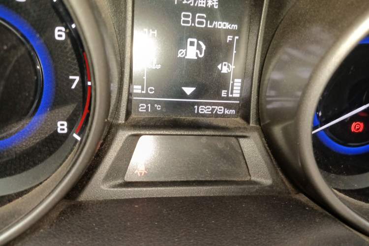 Used CHANGAN CS35 2017 1.6L Manual Luxury Model Odometer Close Up