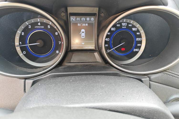 Used CHANGAN CS35 2017 1.6L Automatic Luxury Model Odometer Close Up
