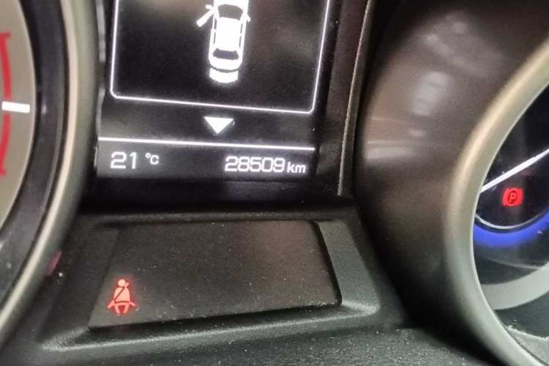 Used CHANGAN CS35 2017 1.6L Manual Luxury Model Odometer Close Up