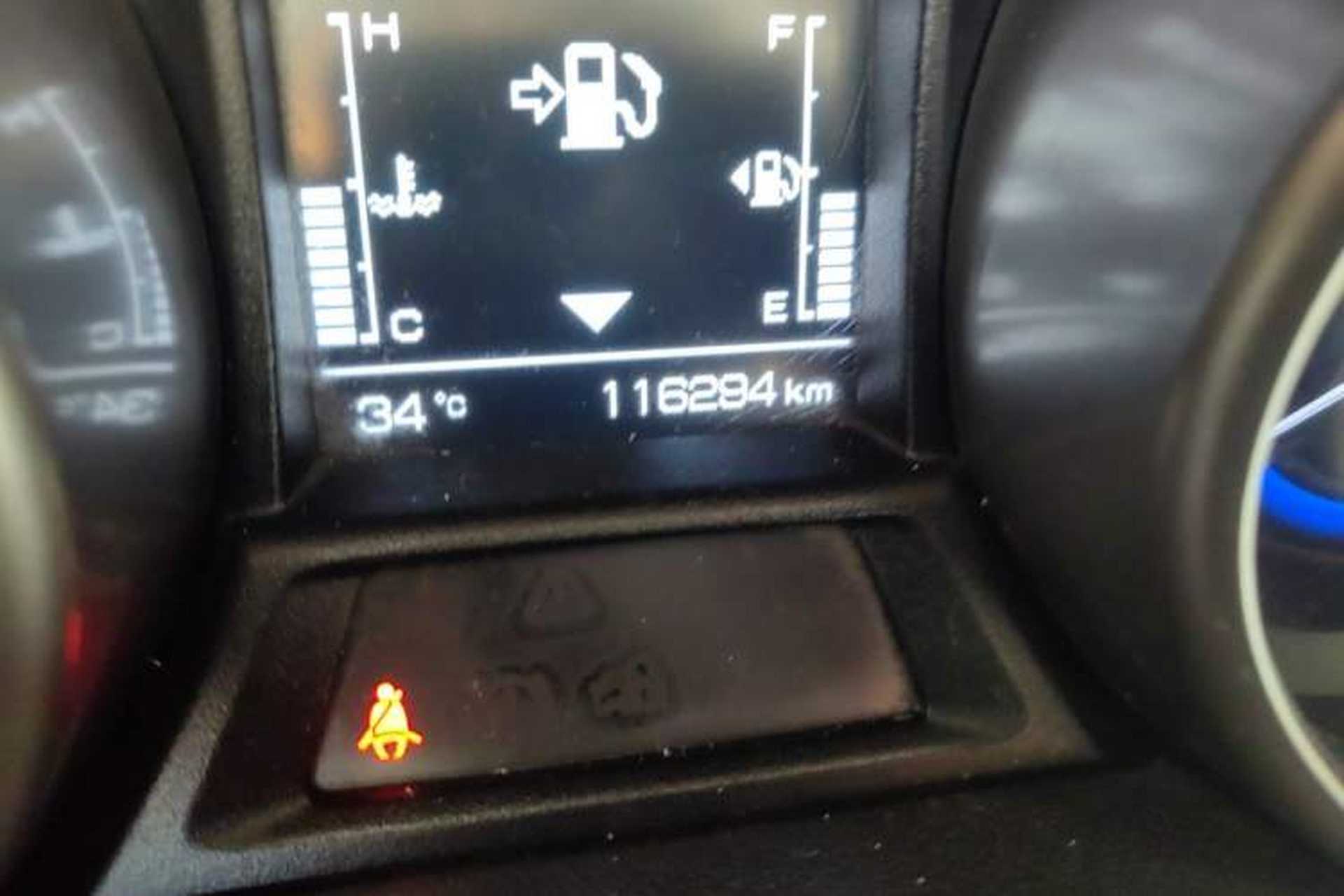 Used CHANGAN CS35 2017 1.6L Manual Luxury Model Odometer Close Up