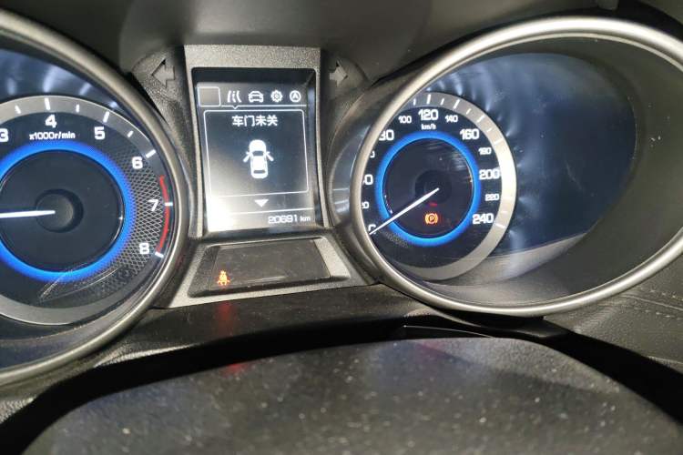 Used CHANGAN CS35 2017 1.6L Manual Luxury Model Odometer Close Up