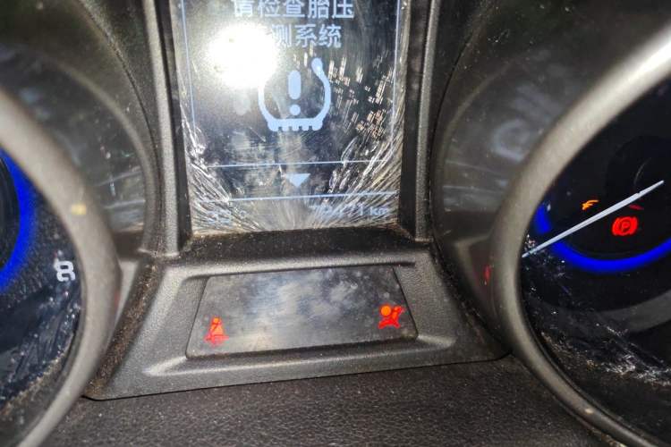 Used CHANGAN CS35 2017 1.6L Automatic Prestige Model Odometer Close Up